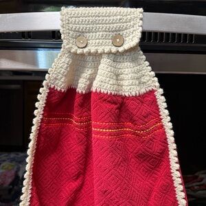 Red and Cream Crochet Kitchen Towel